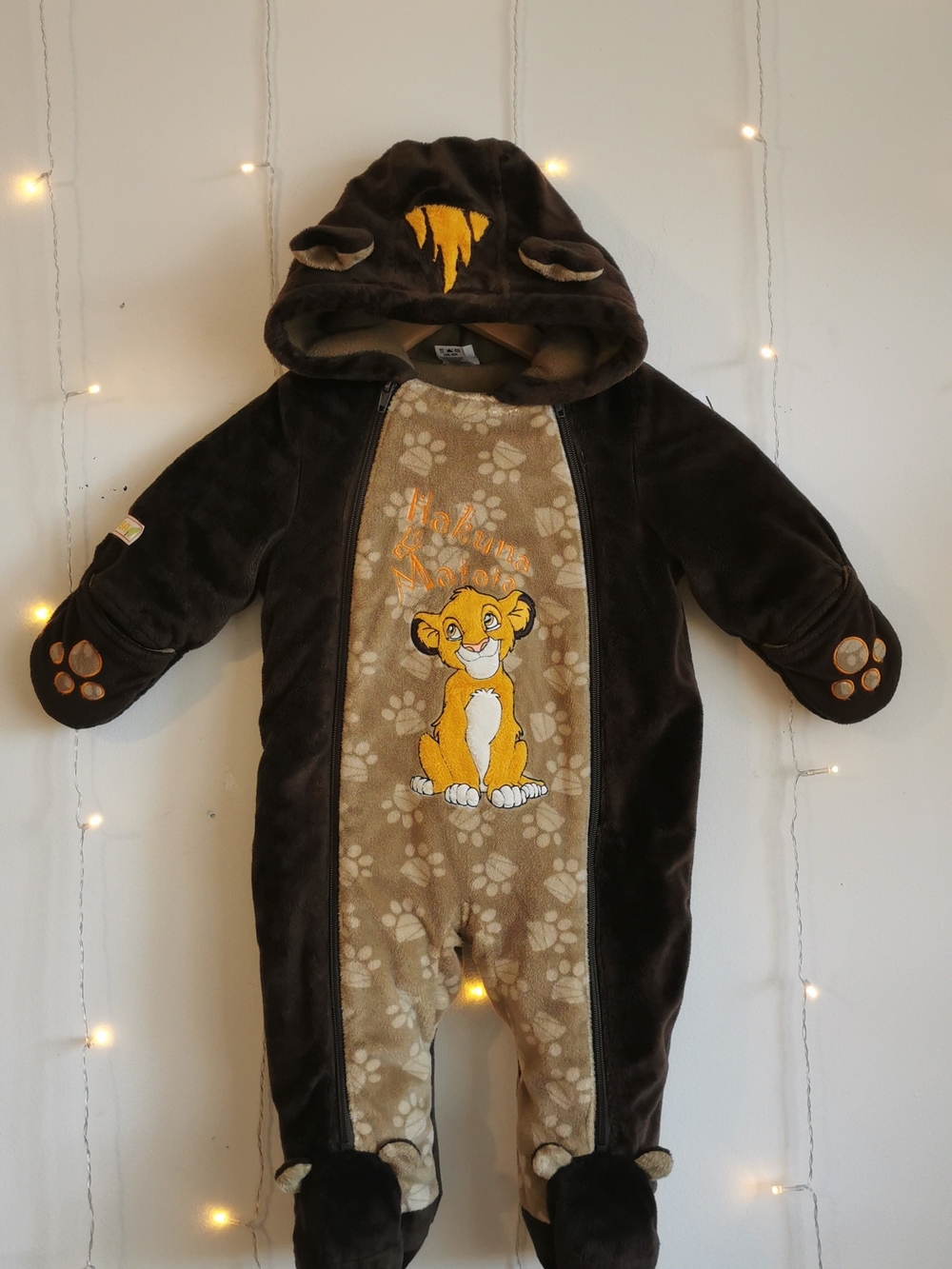 6-12M Lion-Themed Baby One-Piece Romper - Brown & Tan